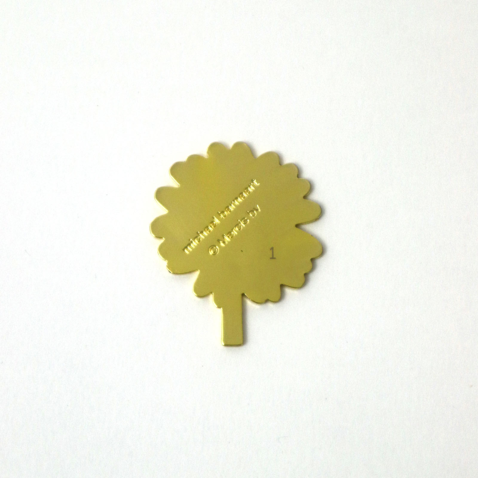 Dick Bruna Daisy brooch - Michael Barnaart - Image 3